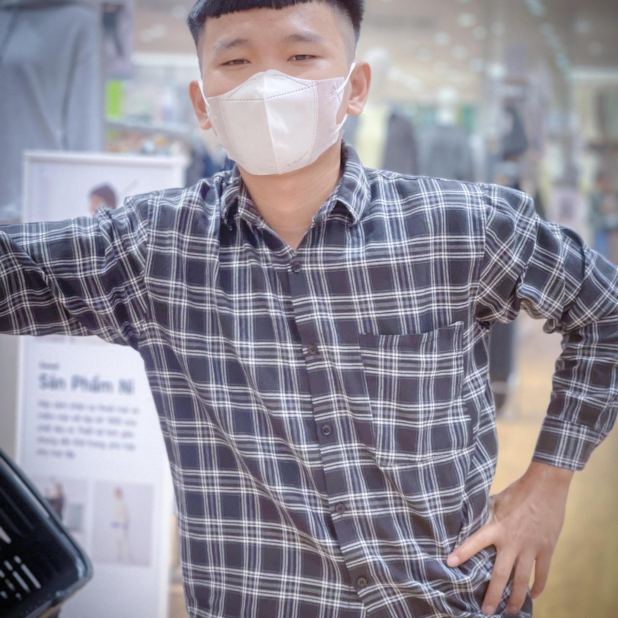 Anh Hoàng Tất